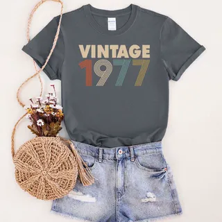 Limited 1977 Birthday T-Shirt – Dark Heather