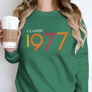 Classic 1977 Birthday Sweatshirt – Kelly Green