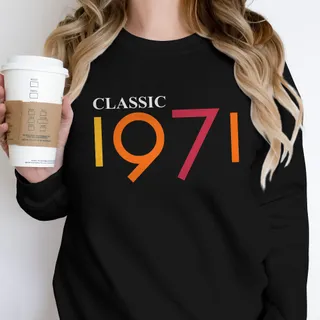Classic 1971 Birthday Sweatshirt – Black