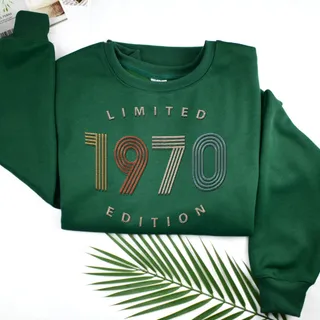 Limited Edition 1970 Embroidered Sweatshirt – Forest Green