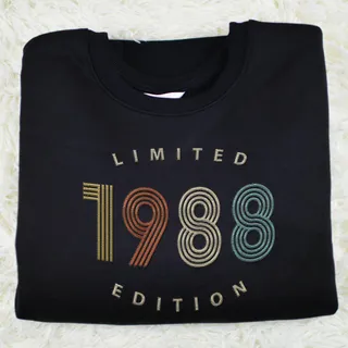 Limited Edition 1988 Embroidered Sweatshirt – Black