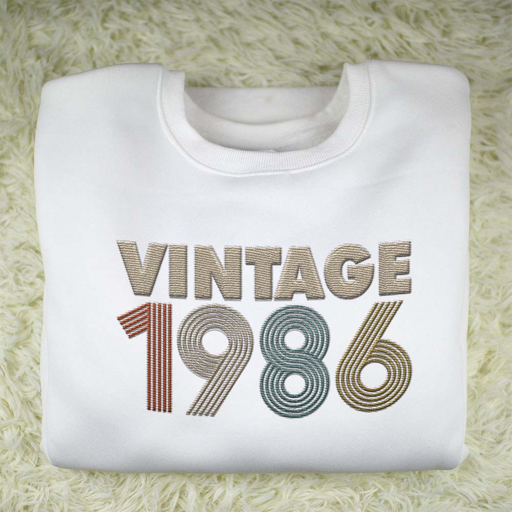 Vintaged 1986 Embroidered Sweatshirt - variant image 1