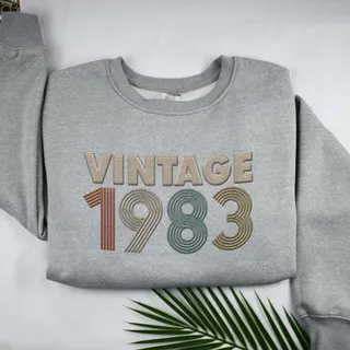 Vintaged 1983 Embroidered Sweatshirt – Sport Grey
