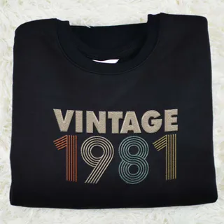 Vintaged 1981 Embroidered Sweatshirt – Black