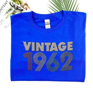 Vintaged 1962 Embroidered T-Shirt – Navy