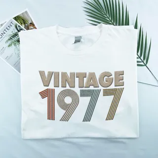 Vintaged 1977 Embroidered T-Shirt – White