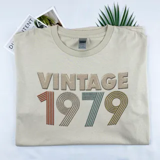 Vintaged 1979 Embroidered T-Shirt – Khaki