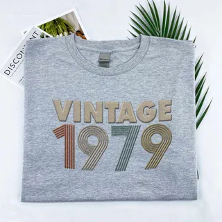 Vintaged 1979 Embroidered T-Shirt – Sport Grey