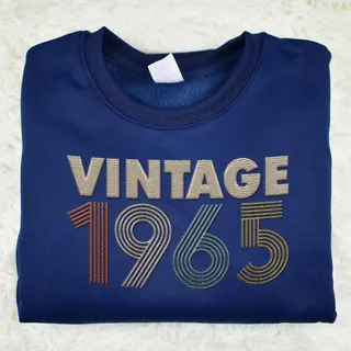 Vintaged 1965 Embroidered Sweatshirt – Navy