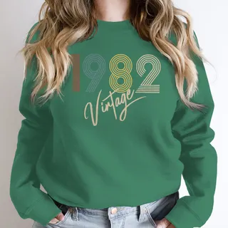 Limited Vintage 1982 Birthday Sweatshirt – Kelly Green