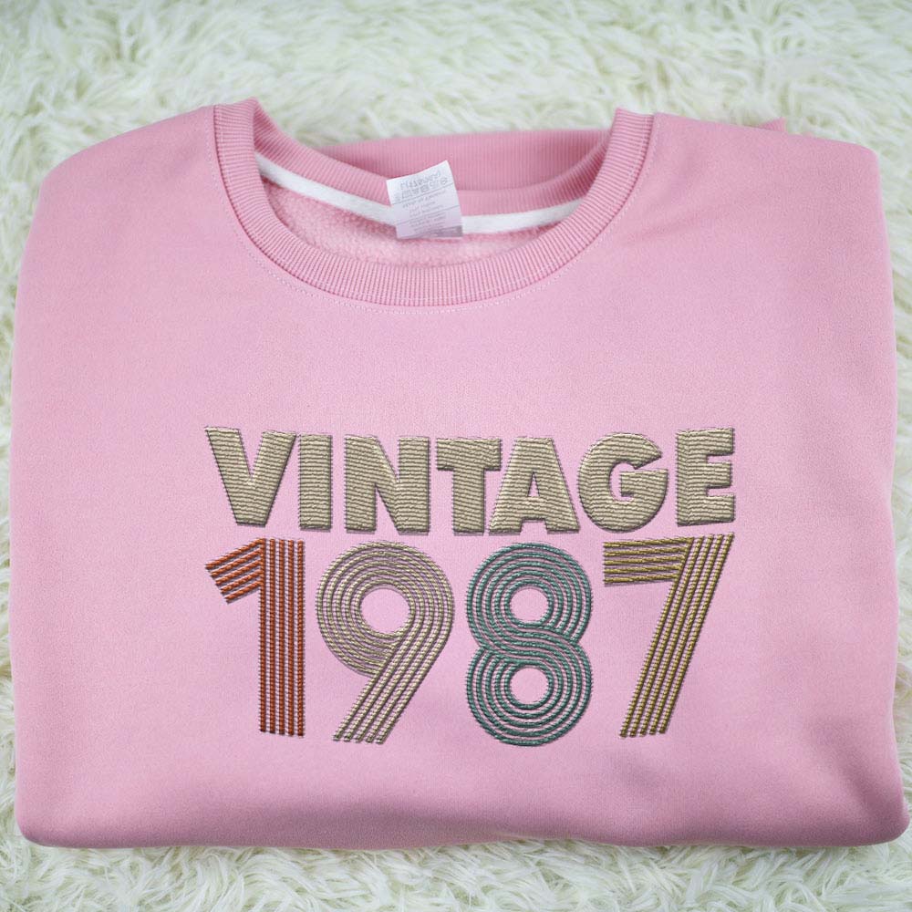 Vintaged 1987 Embroidered Sweatshirt