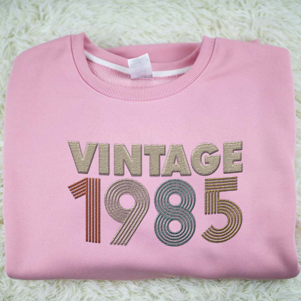 Vintaged 1985 Embroidered Sweatshirt
