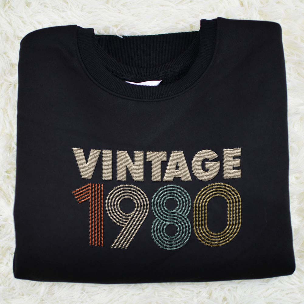 Vintaged 1980 Embroidered Sweatshirt