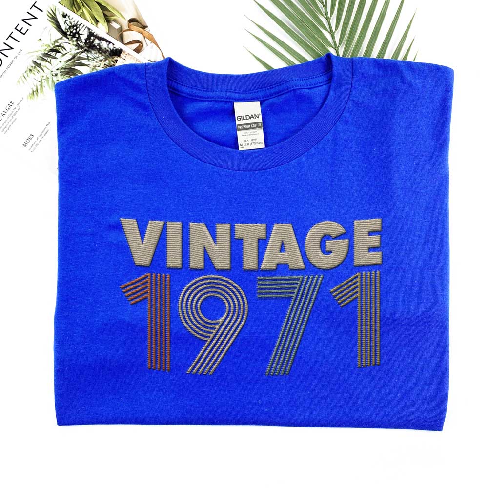 Vintaged 1971 Embroidered T-Shirt
