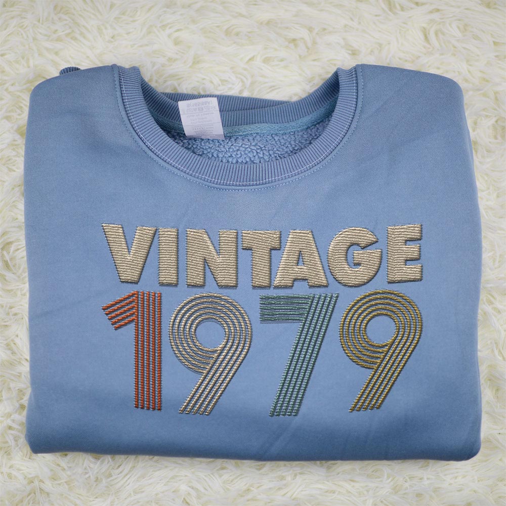 Vintaged 1979 Embroidered Sweatshirt