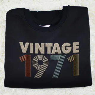 Vintaged 1971 Embroidered Sweatshirt