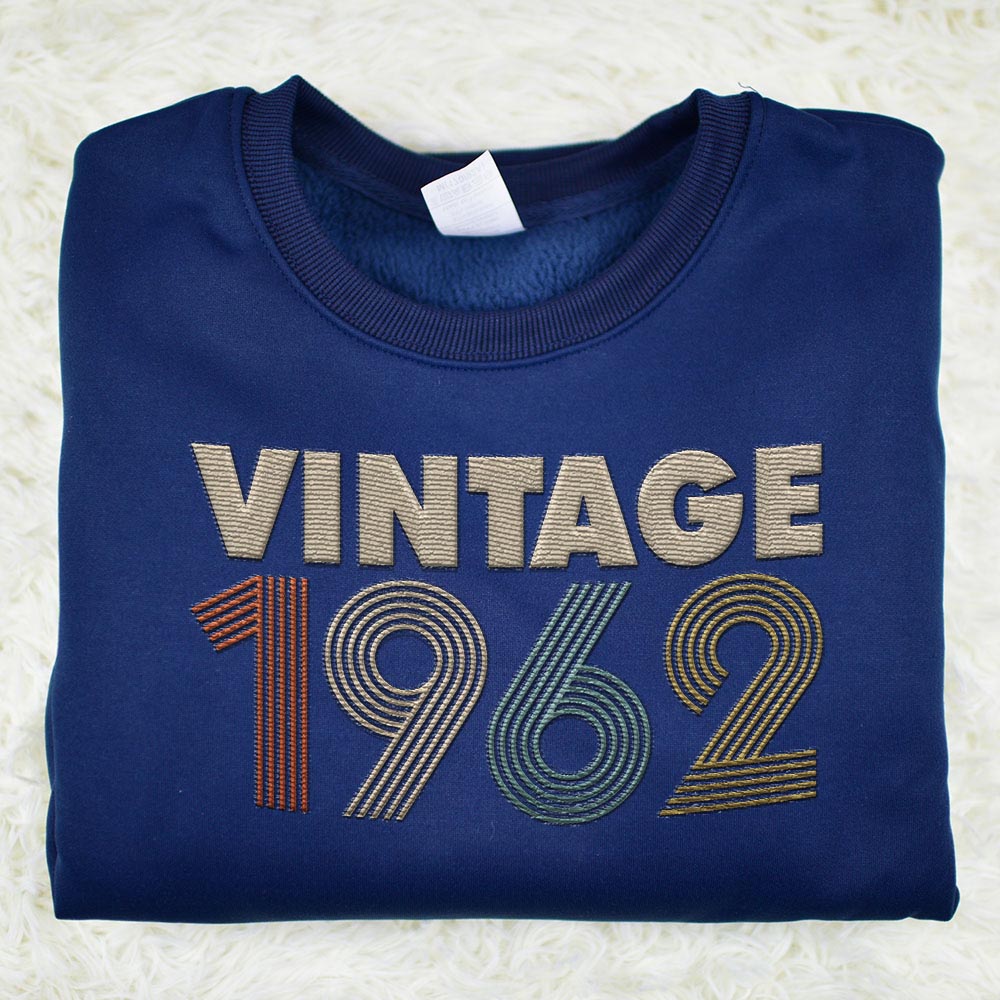 Vintaged 1962 Embroidered Sweatshirt